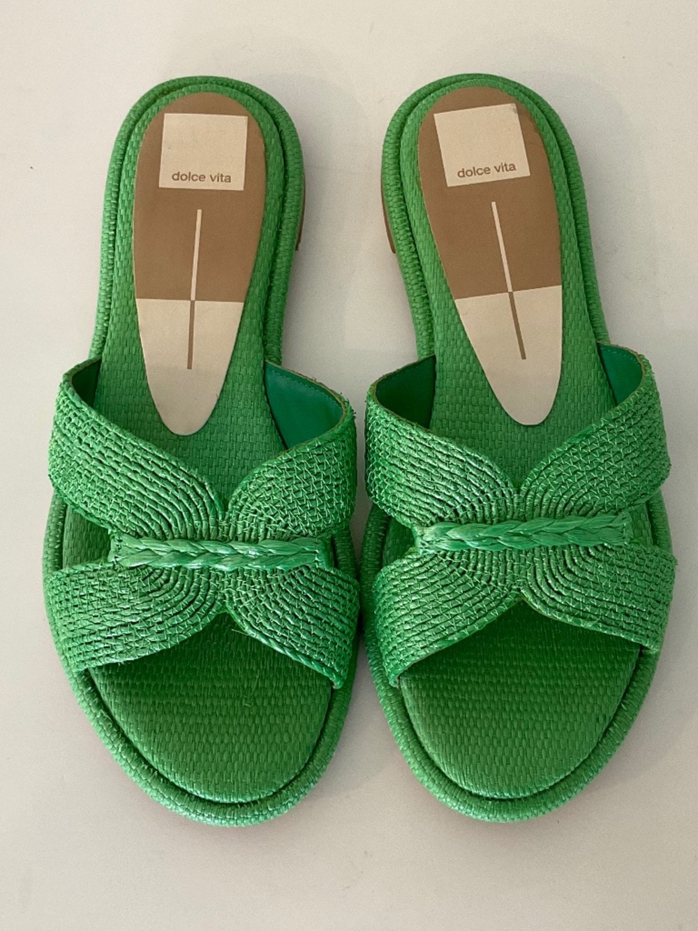 DOLCE VITA Atomic Raffia Flat Sandals in Green Size 8.5